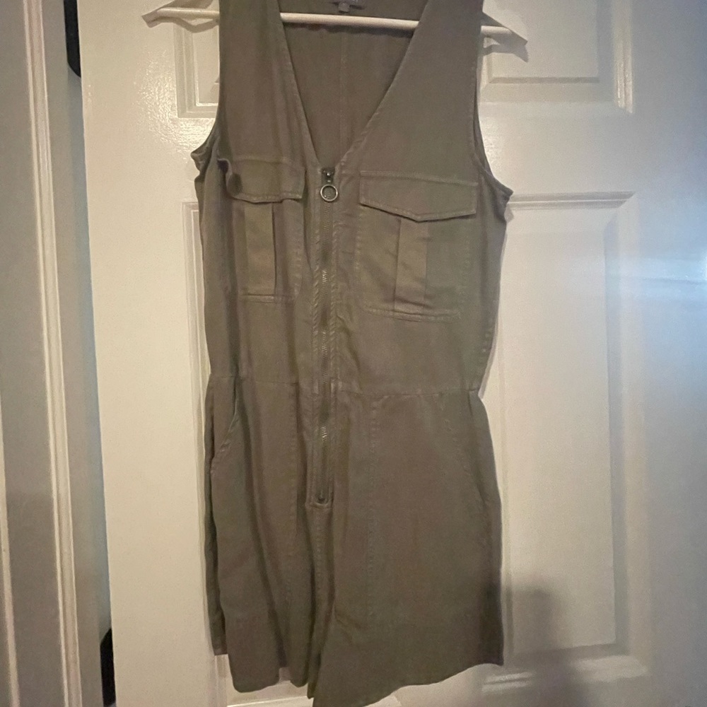 DL1961 romper